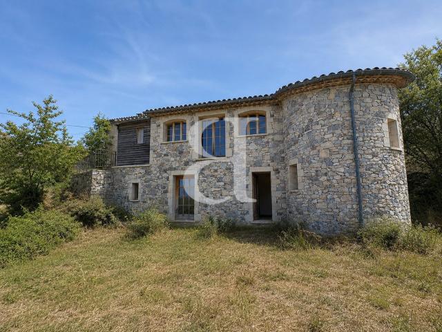Maison 7 pièces 220 m²