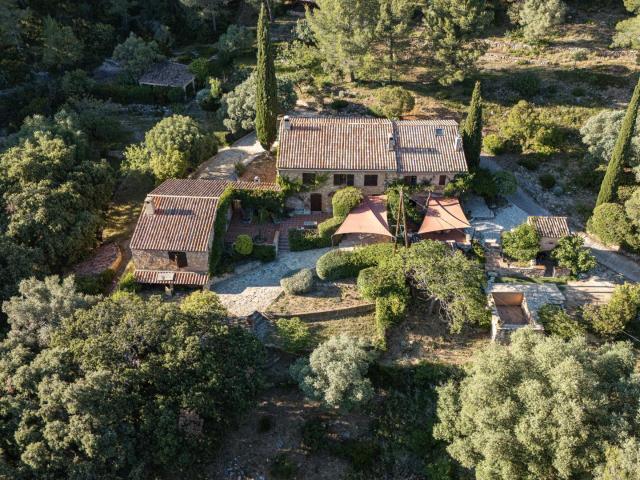Maison 7 pièces 220 m²