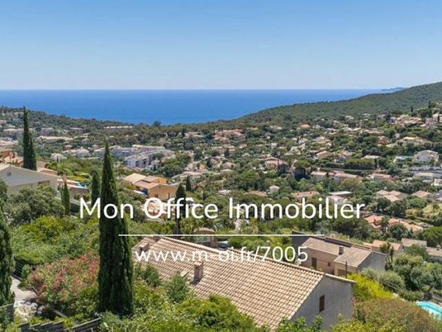 Maison 7 pièces 220 m²