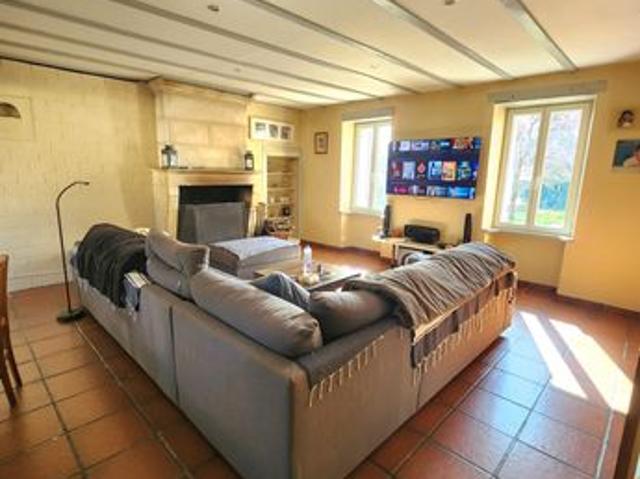 Maison 7 pièces 220 m²