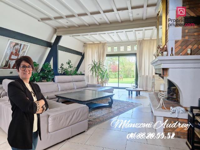Maison 7 pièces 220 m²