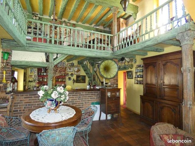 Maison 7 pièces 220 m²