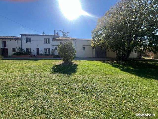 Maison 7 pièces 220 m²