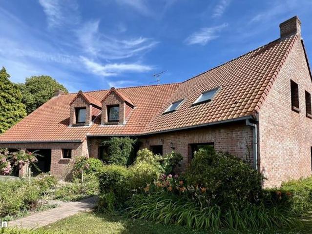 Maison 7 pièces 220 m²
