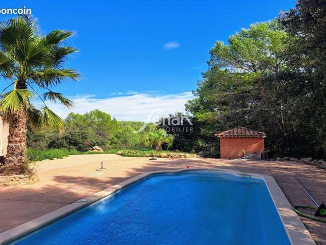 Maison 7 pièces 220 m²