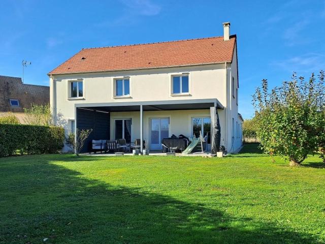 Maison 7 pièces 220 m²