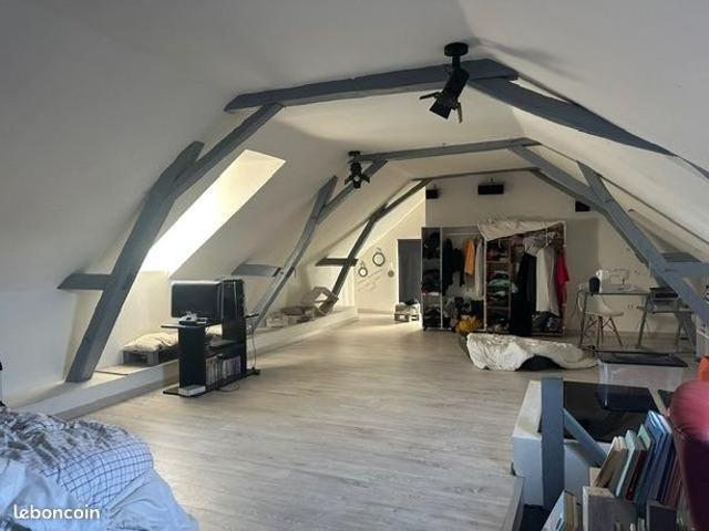 Maison 7 pièces 220 m²