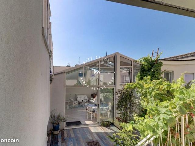 Maison 7 pièces 220 m²
