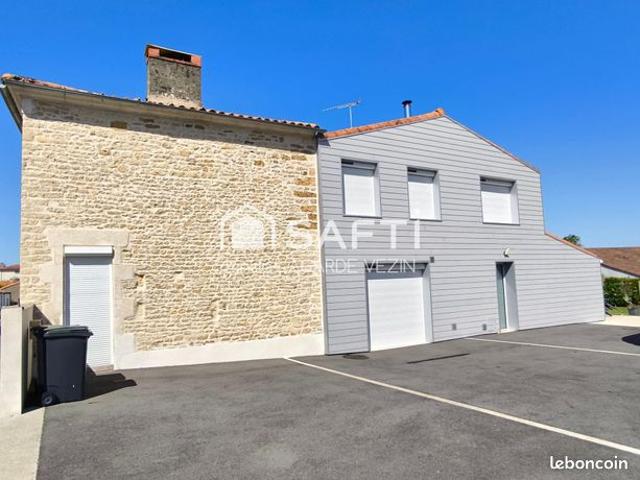 Maison 7 pièces 221 m²