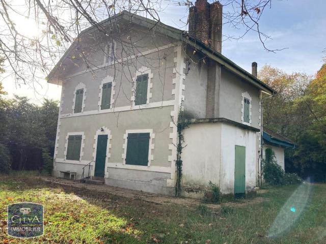 Maison 7 pièces 221 m²