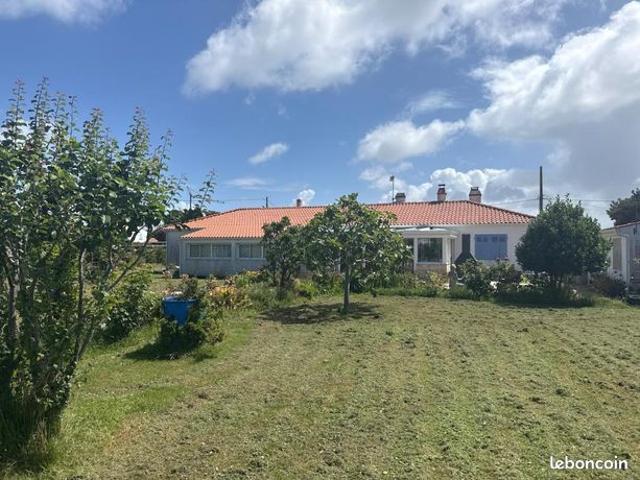 Maison 7 pièces 222 m²