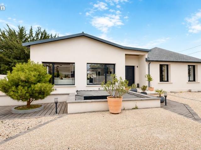 Maison 7 pièces 222 m²