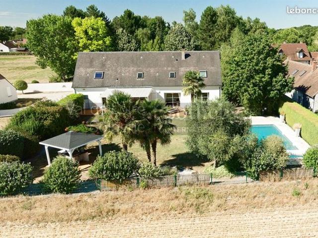 Maison 7 pièces 222 m²