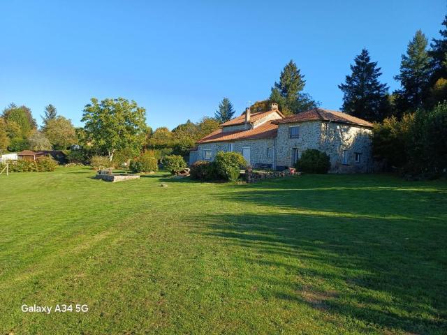 Maison 7 pièces 222 m²