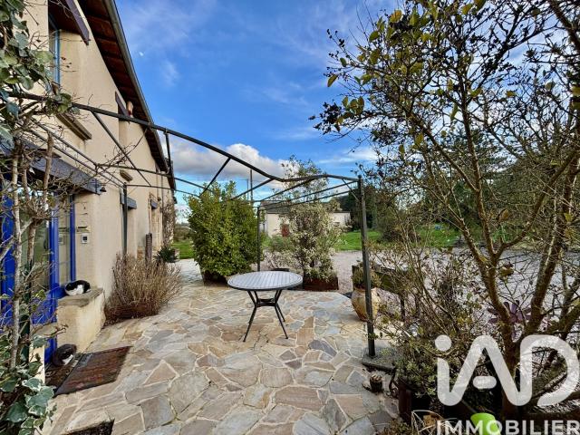 Maison 7 pièces 222 m²