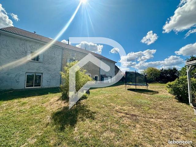 Maison 7 pièces 223 m²