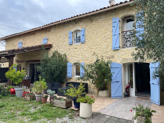 Maison 7 pièces 223 m²
