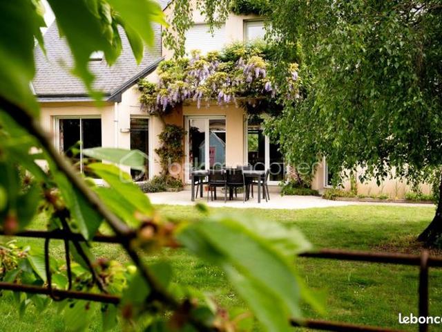 Maison 7 pièces 223 m²