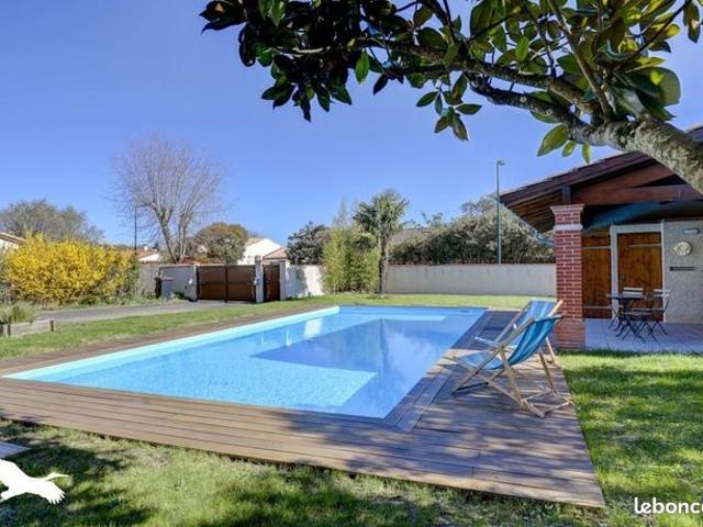 Maison 7 pièces 223 m²