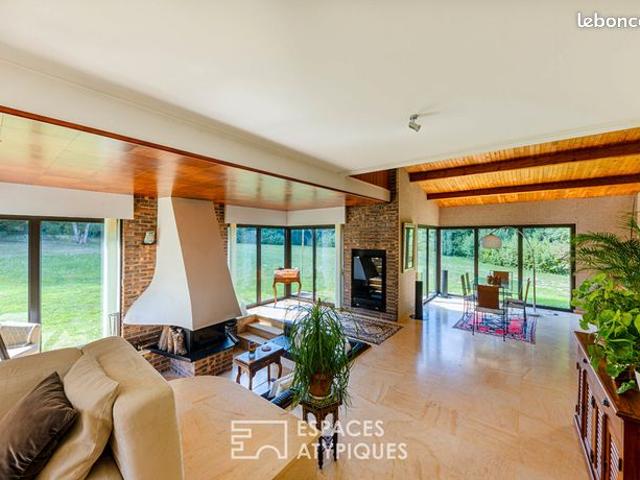 Maison 7 pièces 223 m²