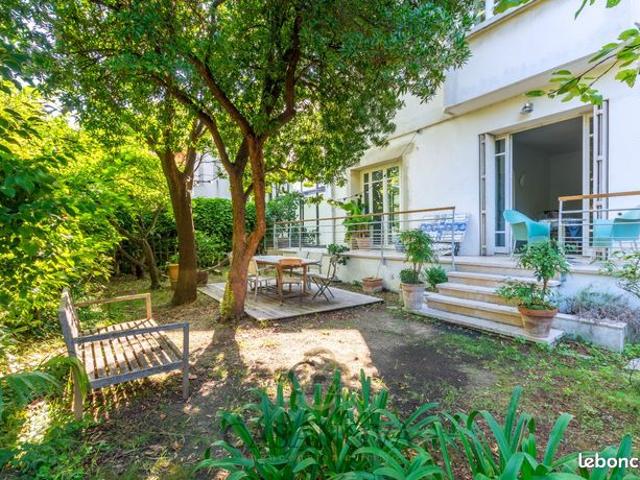 Maison 7 pièces 223 m²