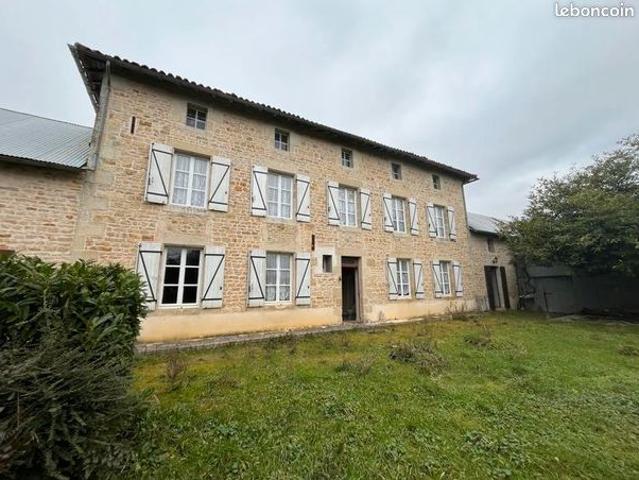 Maison 7 pièces 223 m²