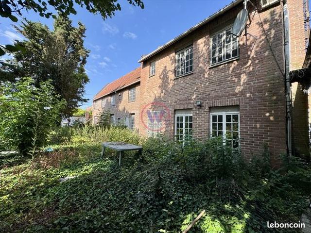 Maison 7 pièces 234 m²