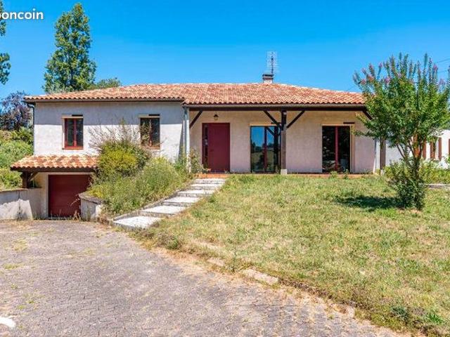 Maison 7 pièces 234 m²