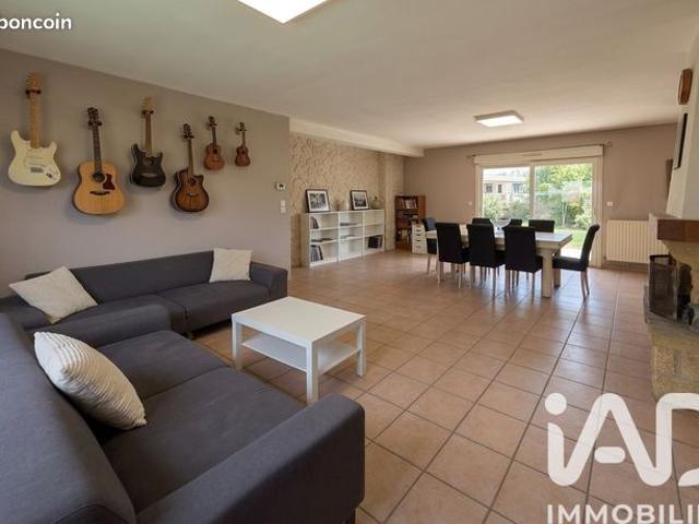 Maison 7 pièces 234 m²