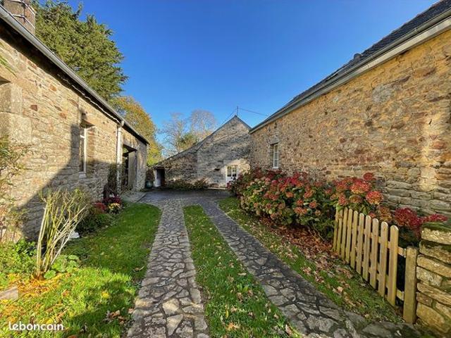 Maison 7 pièces 235 m²