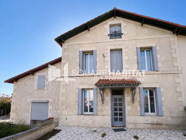 Maison 7 pièces 235 m²