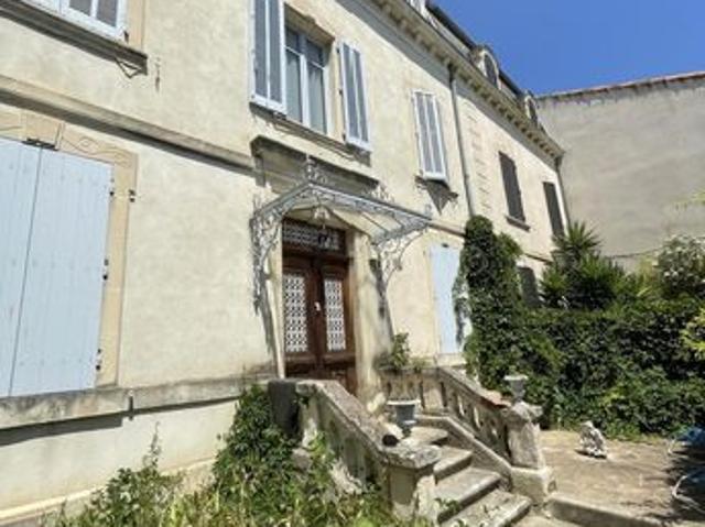 Maison 7 pièces 235 m²
