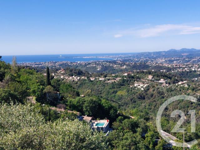 Maison 7 pièces 235 m²