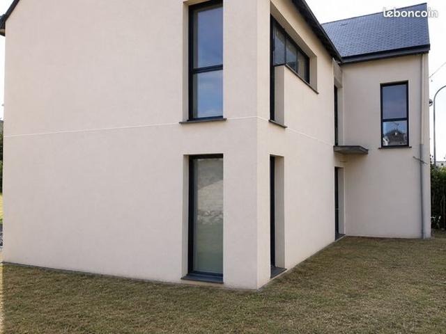Maison 7 pièces 235 m²