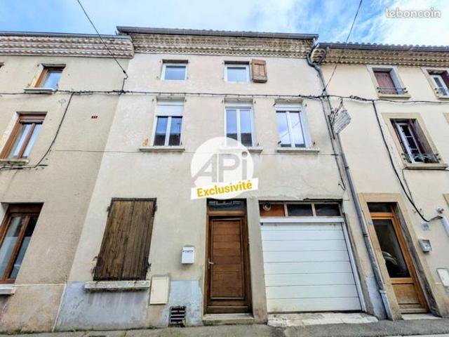 Maison 7 pièces 236 m²