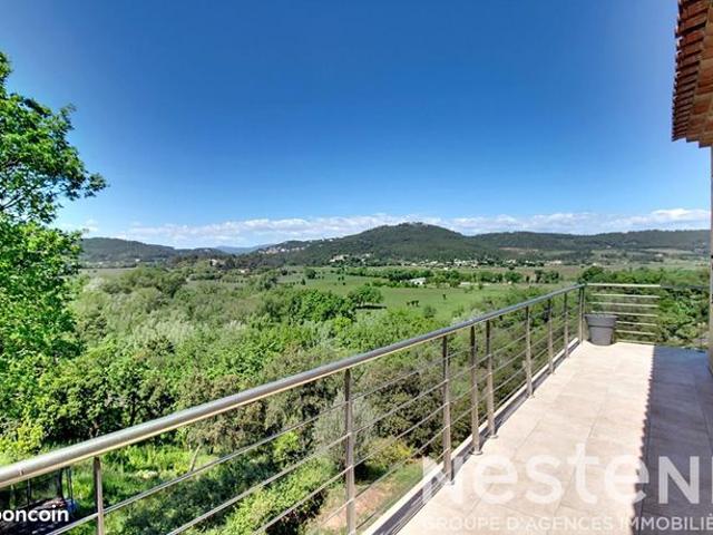 Maison 7 pièces 236 m²
