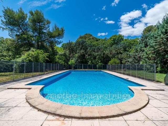 Maison 7 pièces 236 m²