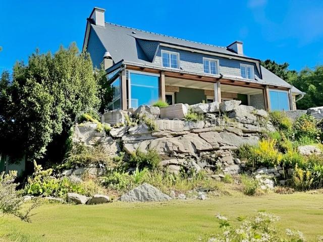 Maison 7 pièces 236 m²