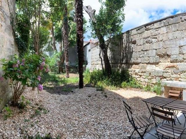 Maison 7 pièces 236 m²