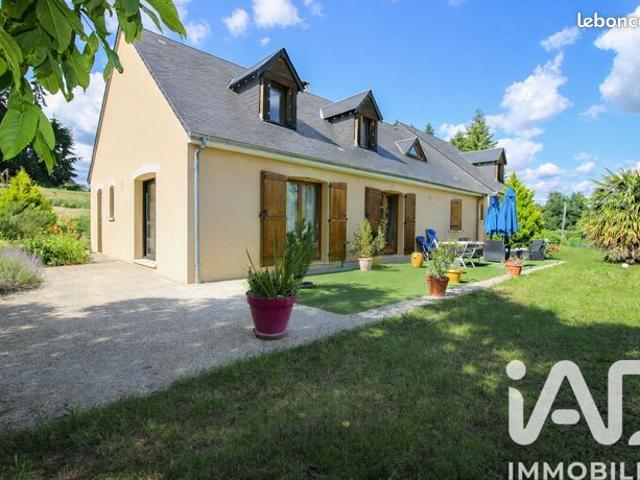 Maison 7 pièces 236 m²
