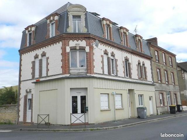 Maison 7 pièces 237 m²