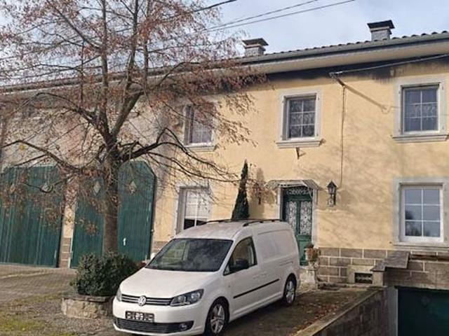 Maison 7 pièces 237 m²