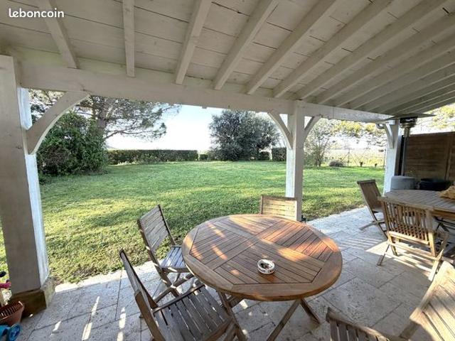 Maison 7 pièces 237 m²