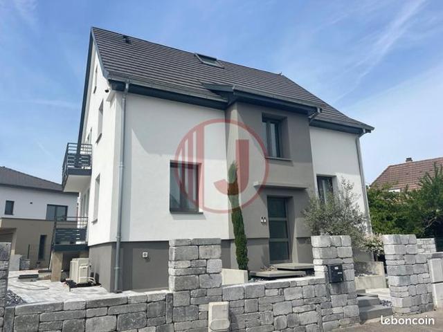 Maison 7 pièces 237 m²