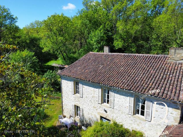 Maison 7 pièces 237 m²