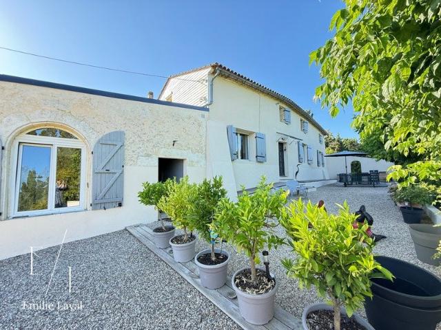 Maison 7 pièces 237 m²