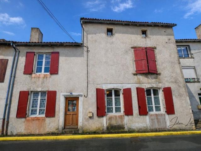 Maison 7 pièces 237m²