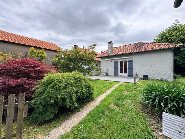 Maison 7 pièces 238 m²
