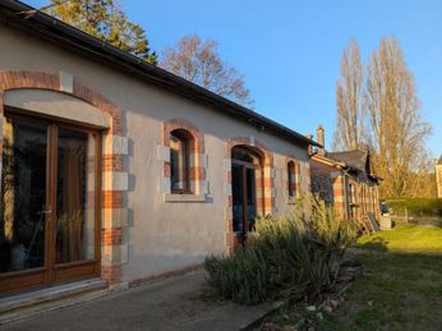 Maison 7 pièces 238 m²