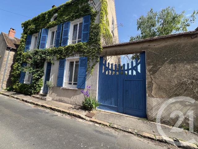 Maison 7 pièces 239 m²